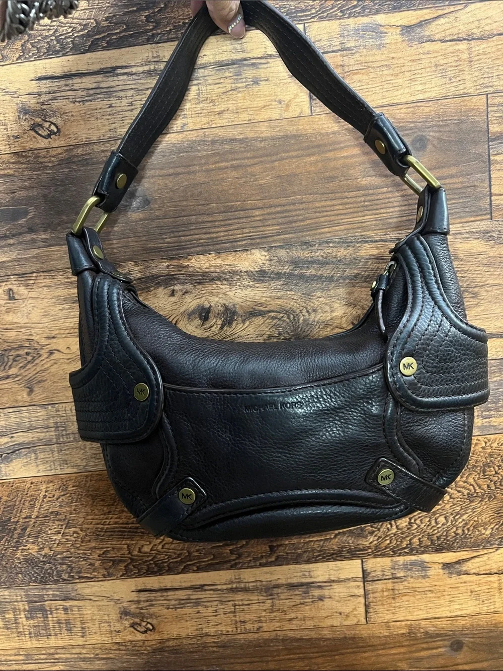 EUC✨Michael Michael Kors Belted Shoulder Bag